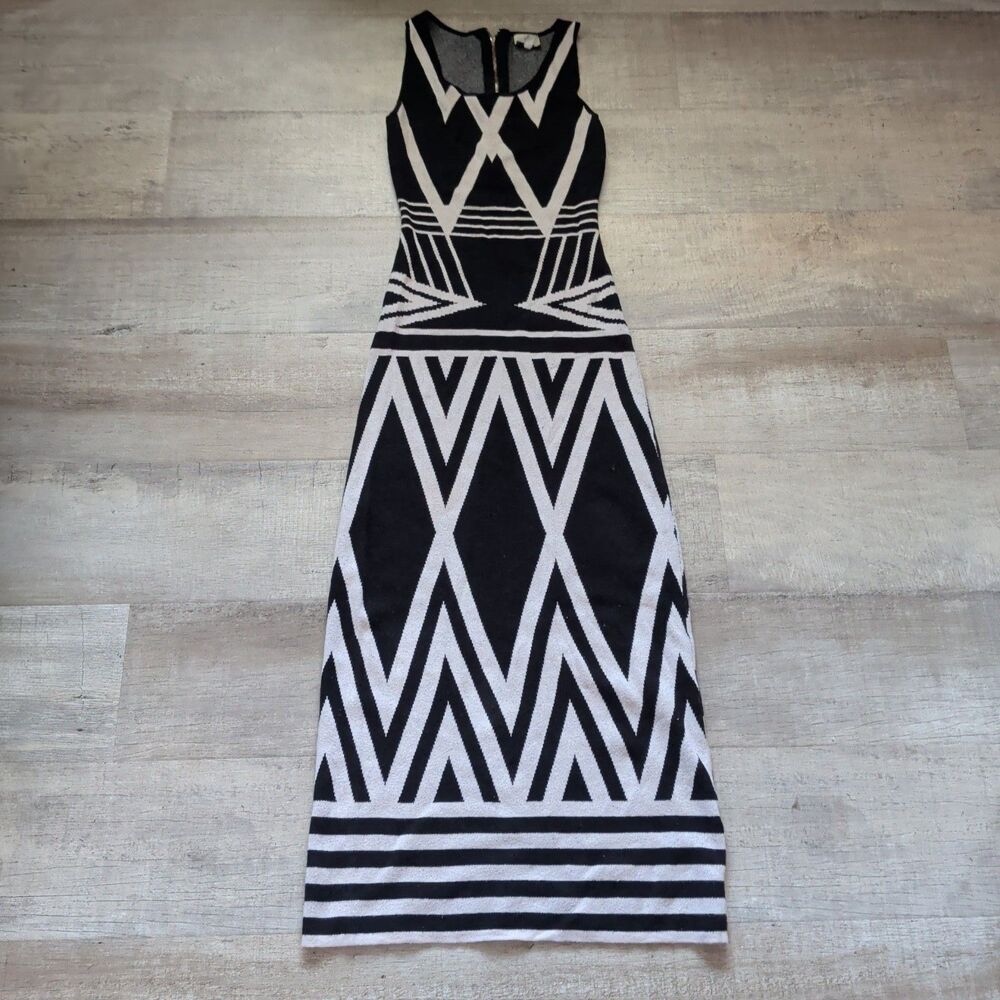 Hot & Delicious Cashmere Blend Maxi Dress S/M Black White Geometric Knit Sleevel